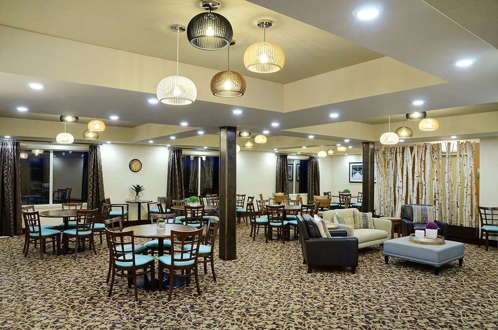 Pomeroy Inn & Suites Prince George Restoran foto