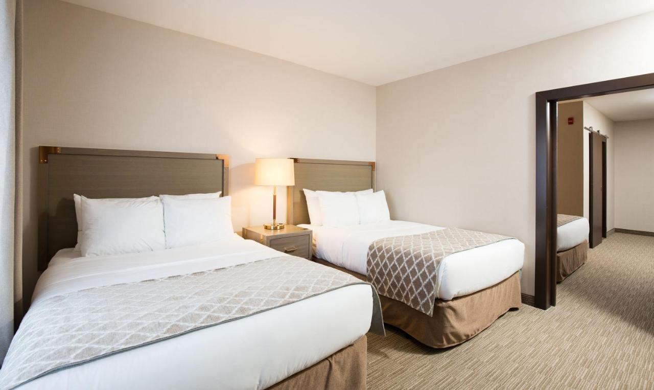 Pomeroy Inn & Suites Prince George Bagian luar foto