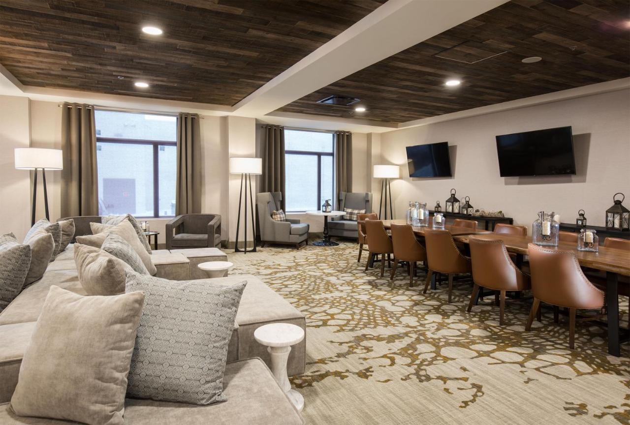 Pomeroy Inn & Suites Prince George Bagian luar foto
