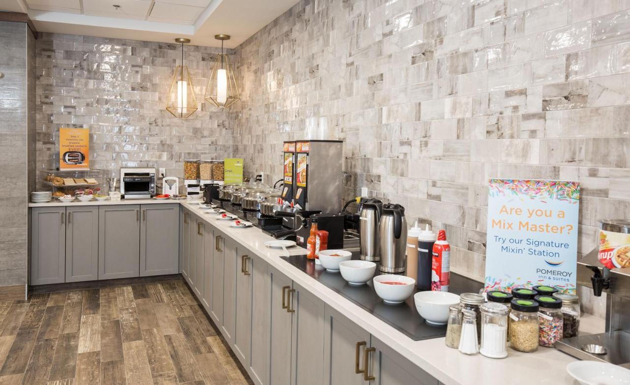 Pomeroy Inn & Suites Prince George Bagian luar foto