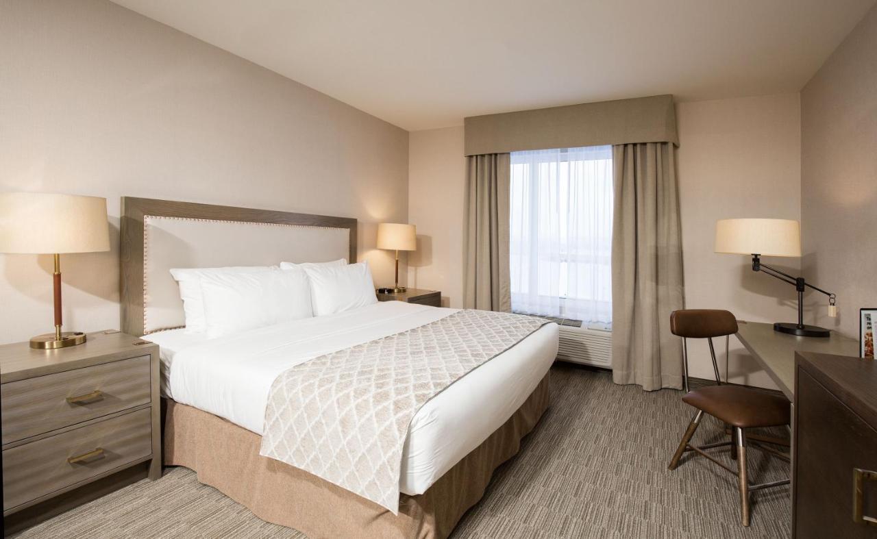 Pomeroy Inn & Suites Prince George Bagian luar foto